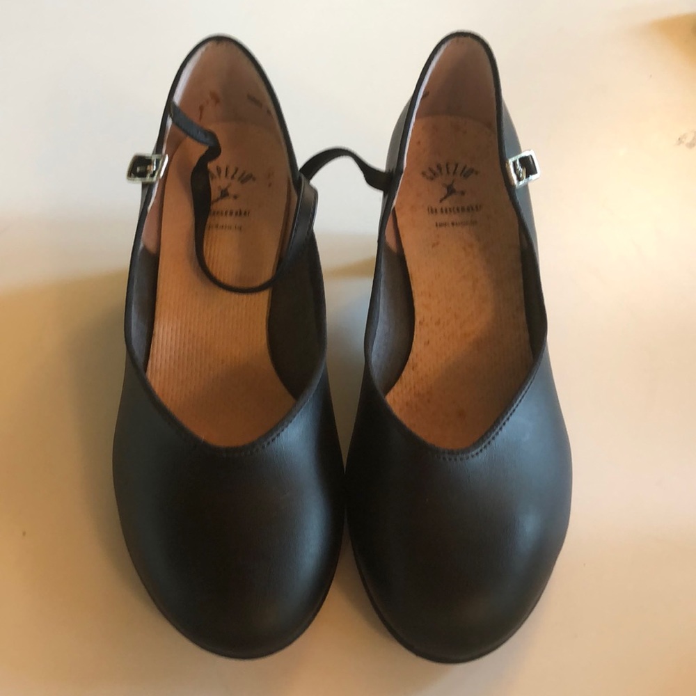 Tap shoes
